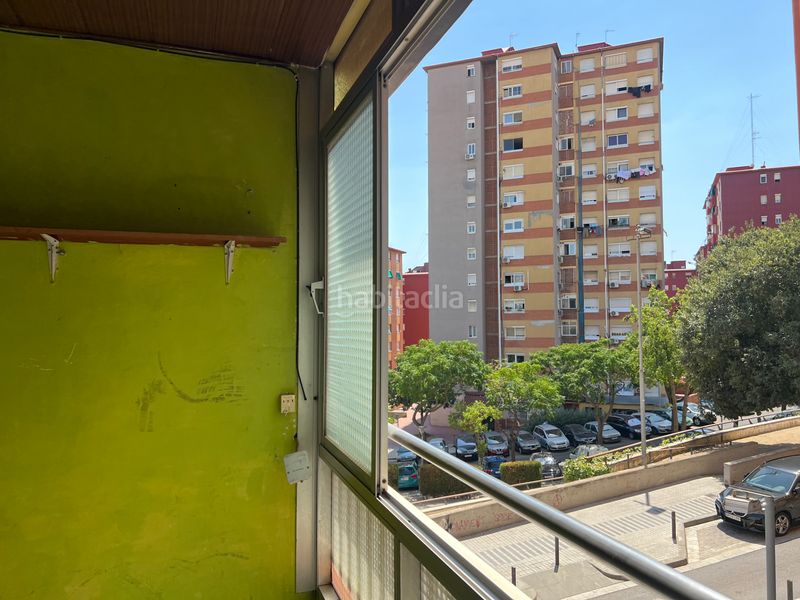 Foto fef78754-d85b-44bb-a903-543b13631014. Pis a Llefià Badalona