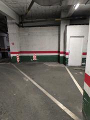 Aparcament cotxe a Calle parroco vicente zabala 16. Parcela de garaje