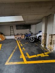 Aparcament cotxe en Zorrotza kastrexana errepidea 146. Garaje en el centro de zorroza