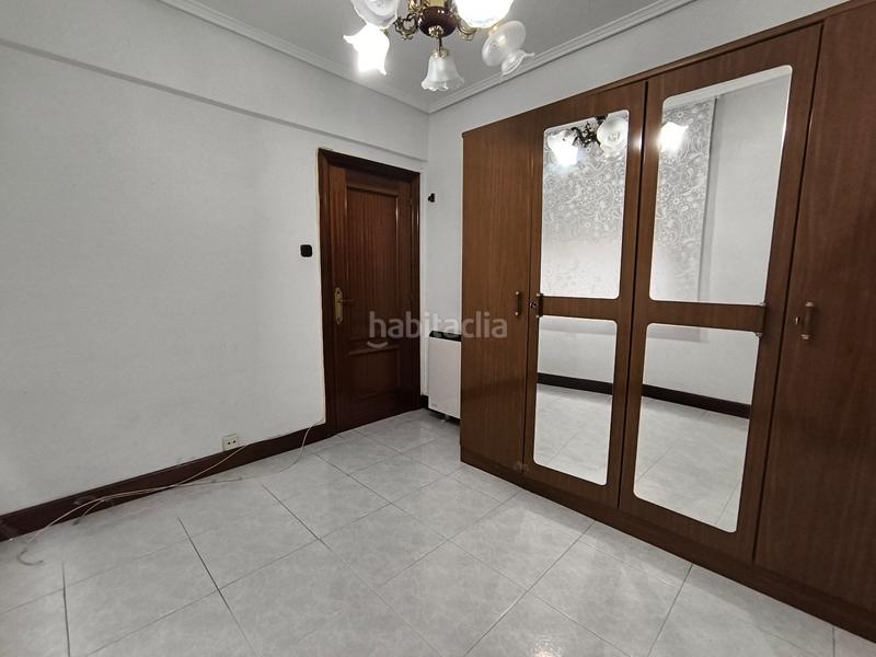 Foto 758610b2-144b-4e96-84e0-36b91562cf60. Appartement dans grupo ikastalde etxetaldea 6 dans Zorrotza Bilbao