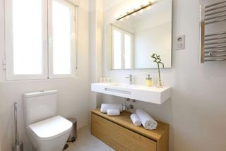 Location Appartement  Isabel ii.a etorbidea 5