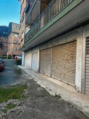 Local Comercial en Garro kalea 3. Local comercial - garaje en venta