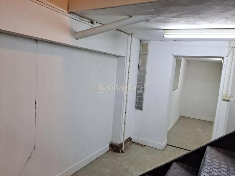 Foto af1a548c-1f2c-4623-b49b-476716d36431. Local commercial dans esterlines kalea dans Parte Vieja Donostia - San Sebastián