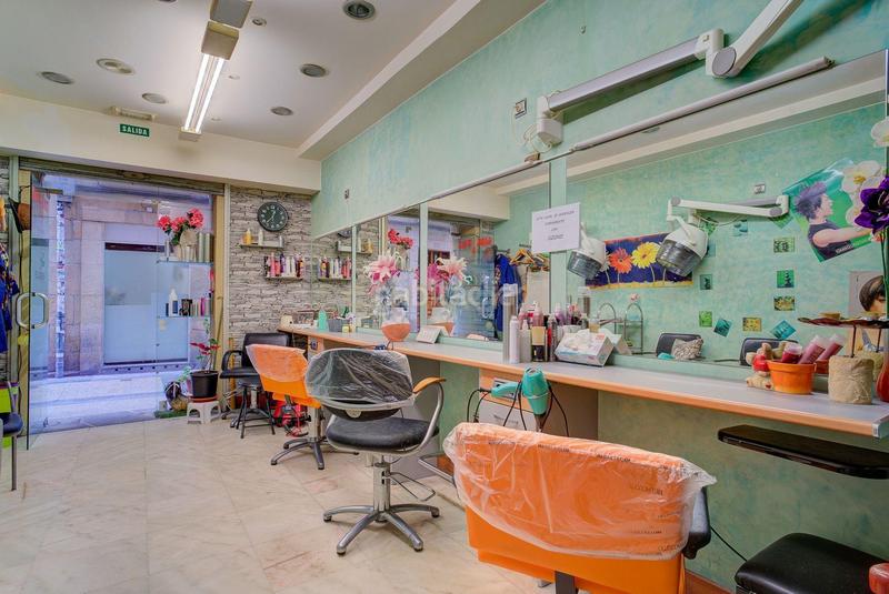 Foto ecbc9ca0-b66f-4070-b011-c9981524b8b9. Local commercial dans esterlines kalea dans Parte Vieja Donostia - San Sebastián