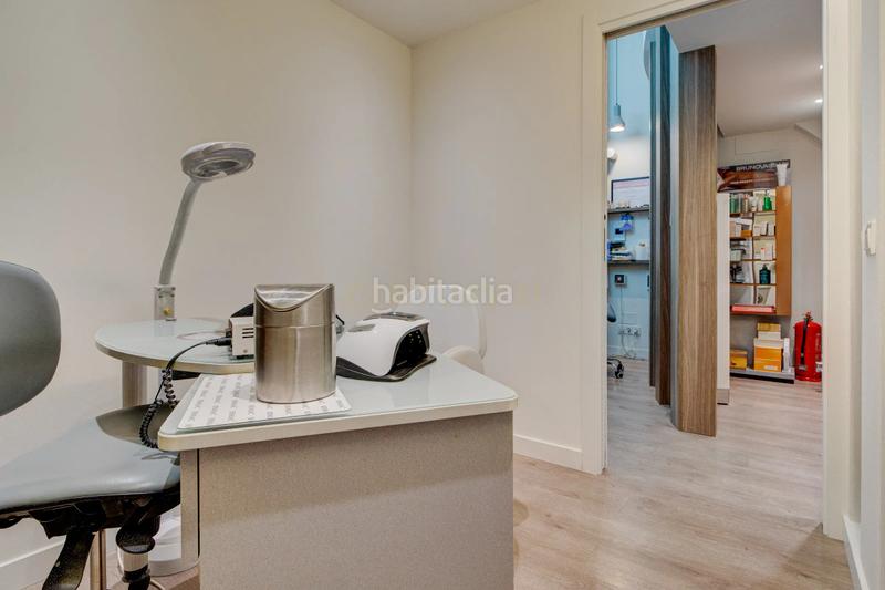 Foto 17e7a331-67e0-4cf2-9988-b020eb3c172f. Local comercial a juan arana galerias 10 a Centro - Mendibil - Santiago Irun