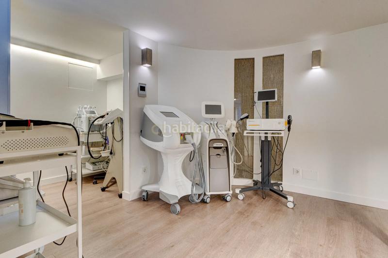 Foto 58603205-b015-4639-b785-cc161635eaff. Local comercial a juan arana galerias 10 a Centro - Mendibil - Santiago Irun