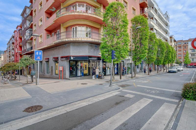 Foto 681f1475-b445-40d8-b98d-b930a08f5e53. Local comercial a juan arana galerias 10 a Centro - Mendibil - Santiago Irun