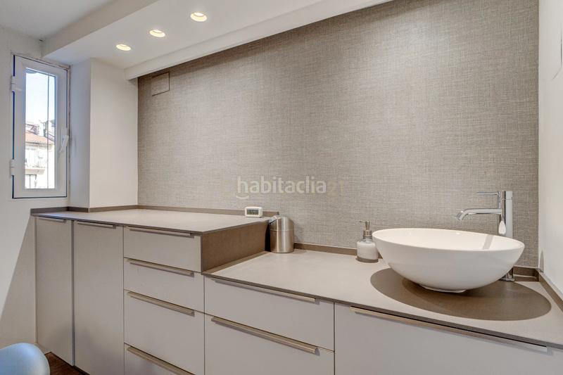 Foto 798076c9-0366-471d-9e49-ca4b39871ec7. Local comercial a juan arana galerias 10 a Centro - Mendibil - Santiago Irun