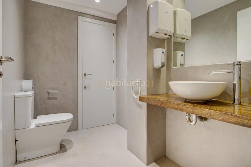 Foto 7a5f8ffe-fa21-4162-8bdd-37be9630cc45. Local comercial a juan arana galerias 10 a Centro - Mendibil - Santiago Irun