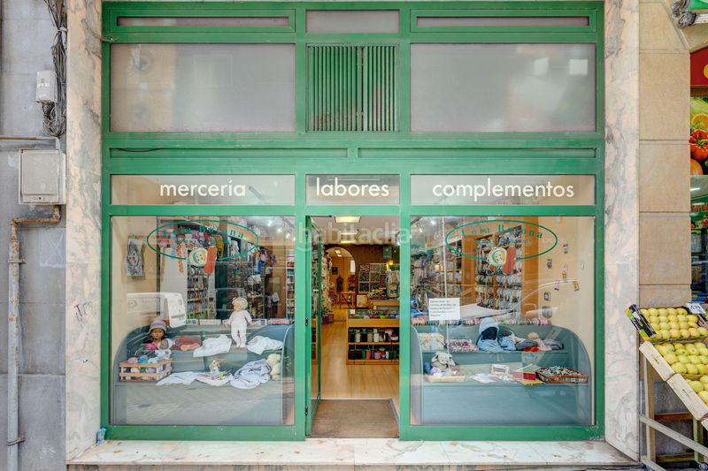 Foto 3e9ff48e-b4d9-42d1-9ccb-37ece624e0e4. Locale commerciale in serapio mugica kalea in Centro - Mendibil - Santiago Irun