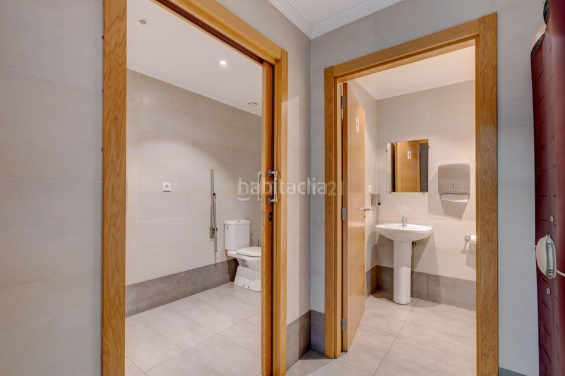 Foto 6b978fe7-7bab-4338-9a37-dbe43080a86c. Locale commerciale in marinel kalea in Pinar - Anaka - Belaskoenea Irun