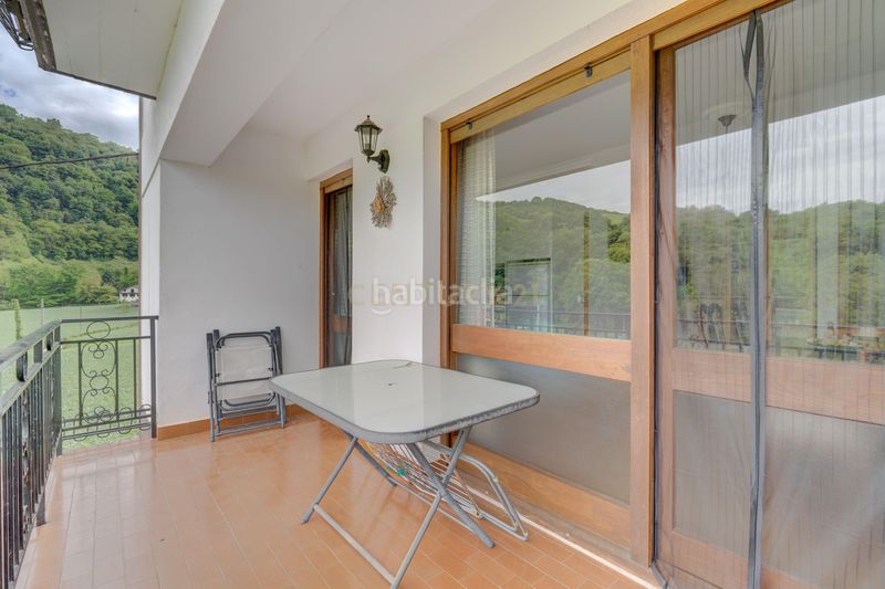 Foto 03beab67-ed89-4aaa-bd88-9ee1d3d3e200. Pis a Oiz