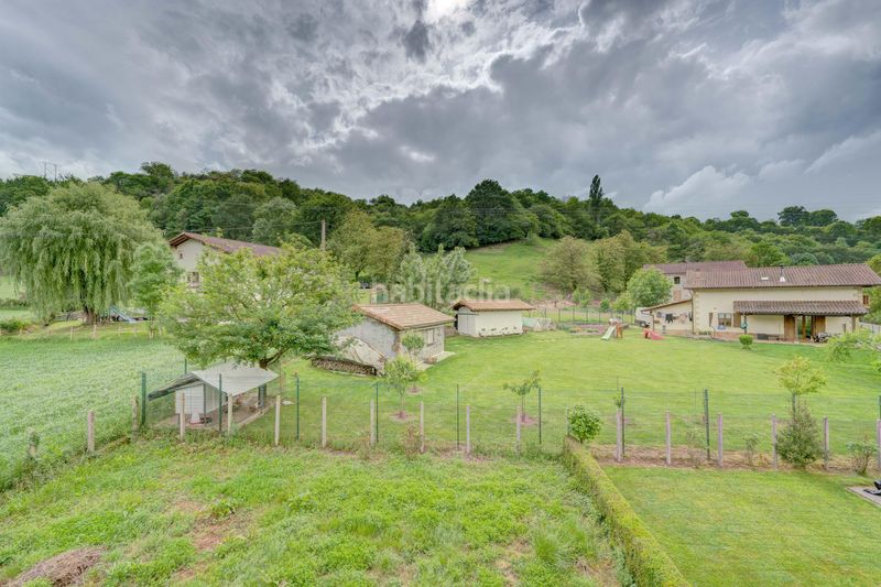 Foto 236c0a0d-4f94-45f1-9b46-92a62976fb04. Pis a Oiz