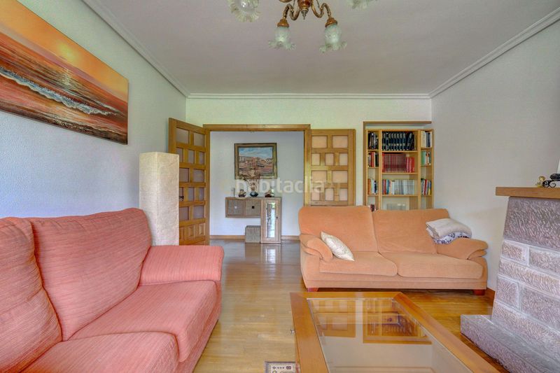 Foto 57b9fbd9-1acf-4c8c-b408-67f5429f8f1b. Pis a Oiz