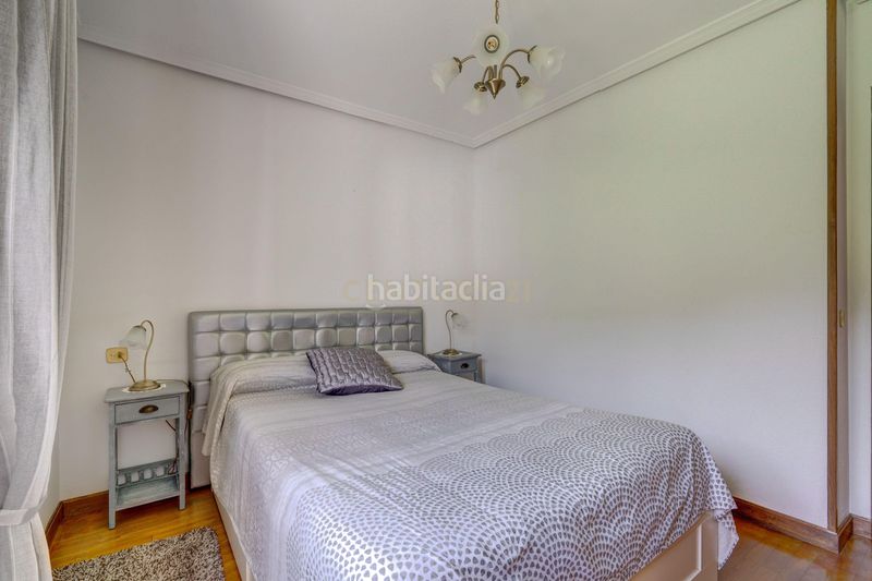 Foto 7c76606f-8478-4b37-b123-b1e9cf151f0d. Pis a Oiz