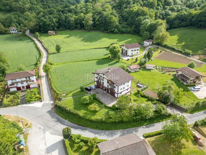 Foto d48b22af-d90c-49ca-afc7-227d2aca0c53. Pis a Oiz