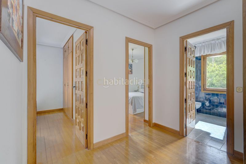 Foto ef645927-32af-4342-950b-4a35493c1bdc. Pis a Oiz