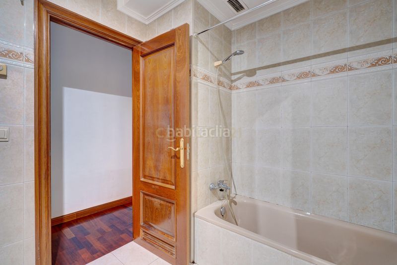Foto 78038ad5-5cc8-4d13-b18f-ead37b7eb876. Apartament a iparraguirre kalea a Azken Portu - Behobia Irun