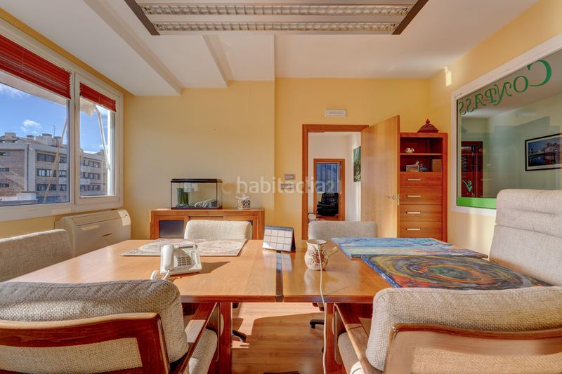Foto 21e0e21e-f096-4c5d-897f-939527543516. Office space in auzolan kalea in Pinar - Anaka - Belaskoenea Irun