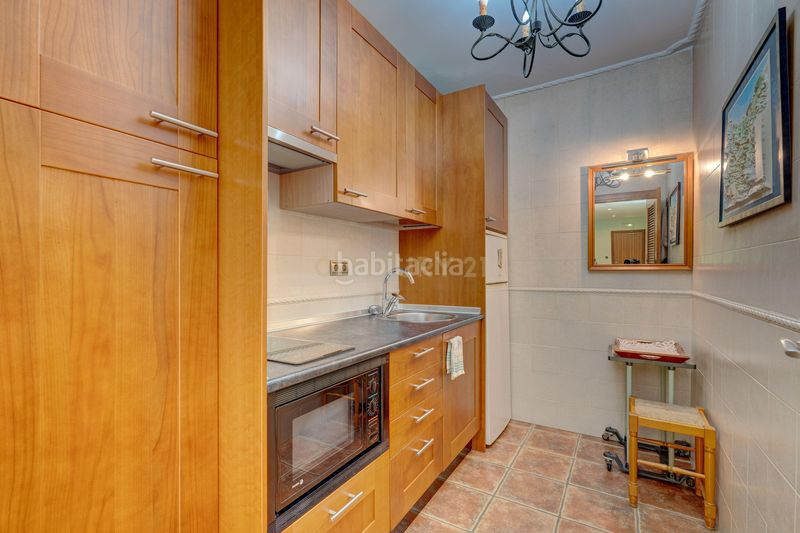 Foto 2b902ecc-73b1-47d8-9941-b31eb8124ac3. Office space in auzolan kalea in Pinar - Anaka - Belaskoenea Irun