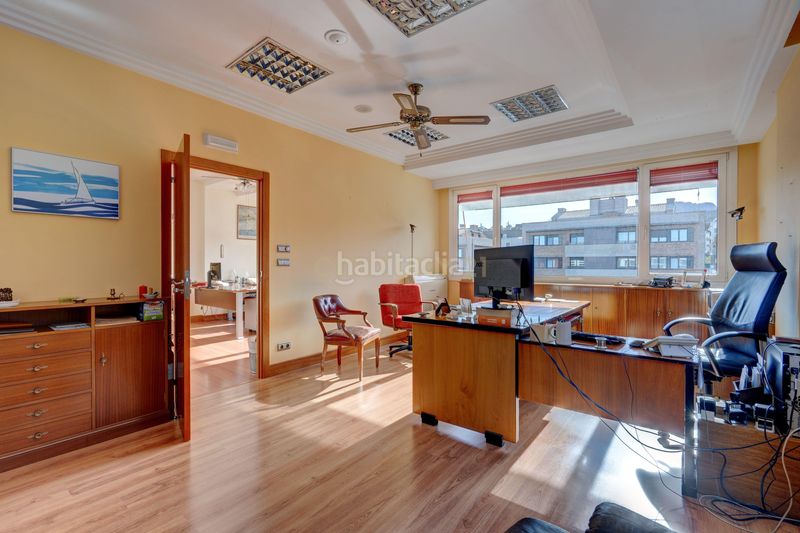 Foto ae902c9c-0c4c-4642-9ce2-429fa716e530. Office space in auzolan kalea in Pinar - Anaka - Belaskoenea Irun