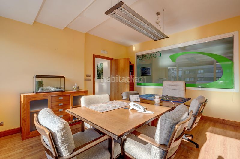 Foto b13e239b-f75d-4ed9-b683-1a15f0d2058f. Office space in auzolan kalea in Pinar - Anaka - Belaskoenea Irun