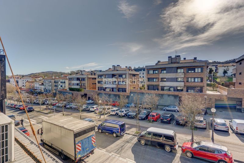 Foto cb1b7552-6744-4d88-8755-a5795efb634d. Office space in auzolan kalea in Pinar - Anaka - Belaskoenea Irun