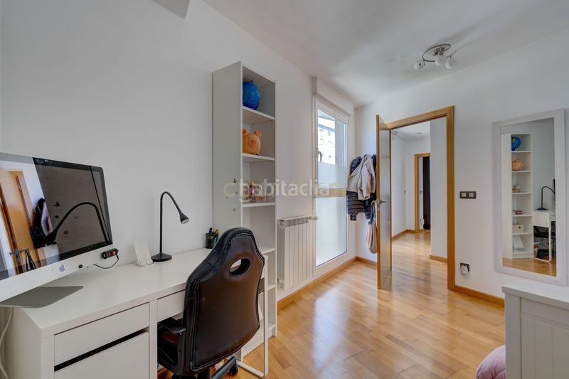 Foto f4b41dcf-ddaa-4554-b95a-78cbb542914c. Dúplex a Pinar - Anaka - Belaskoenea Irun