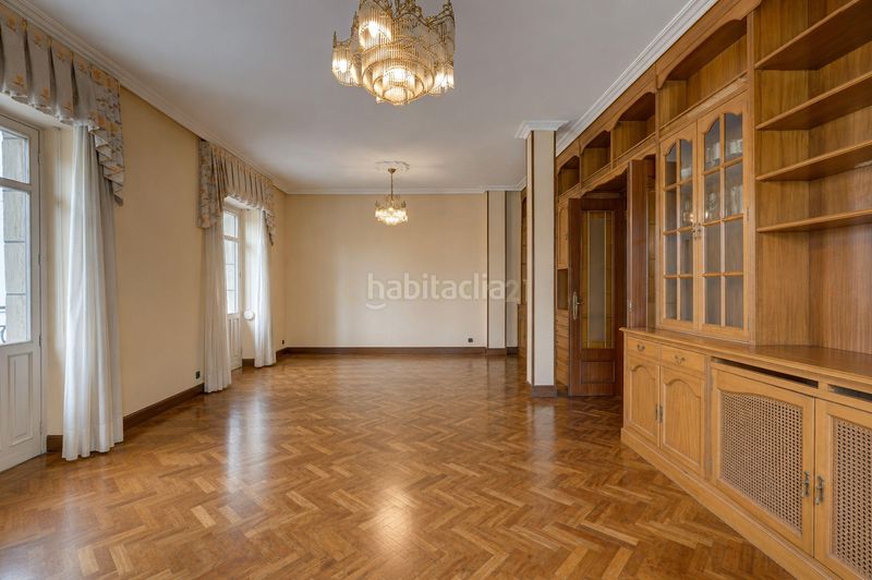 Foto d15bb2ac-2bea-4630-9634-10b53c5df3e3. Flat in fermin calbeton kalea in Centro - Mendibil - Santiago Irun