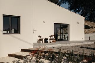 Casa  Segona avinguda. Obra nova