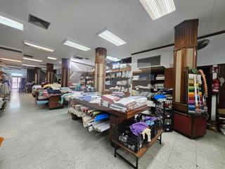 Geschäftsraum in Triana. Venta local emblemático, calle triana