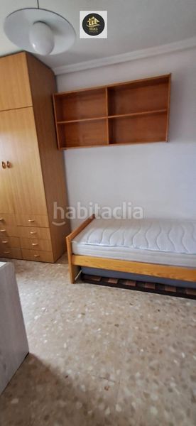 Foto 50c2d7e2-7855-429d-a073-b90a21c5dfb2. Pis amb aparcament piscina a Hospital Jaén