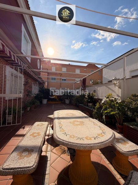 Foto 800d7d5f-ce60-42e9-bb83-2eb1958b5fdf. Casa amb aparcament a Renfe - Bulevar 1ª y 2ª Fase Jaén