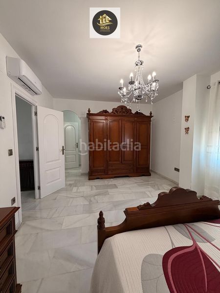 Foto c1c62001-20a6-49ae-a39e-2df8792c9877. Casa amb aparcament a Renfe - Bulevar 1ª y 2ª Fase Jaén