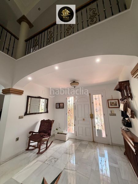 Foto df027218-980e-4e70-aaaf-e44c45fcd691. Casa amb aparcament a Renfe - Bulevar 1ª y 2ª Fase Jaén