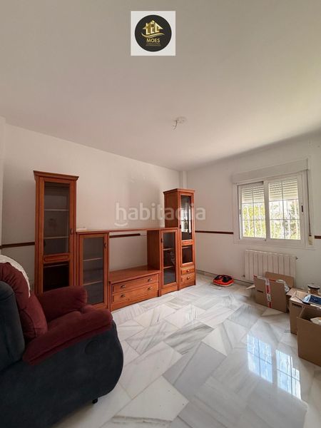 Foto e7cd94b0-ad0b-40cb-b407-4b8511ed150b. Casa amb aparcament a Renfe - Bulevar 1ª y 2ª Fase Jaén