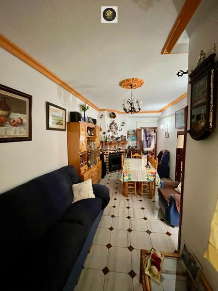 Foto accb930b-a1ba-40ee-82e4-71f09d832134. Casa amb calefacció aparcament a Santa Isabel Jaén
