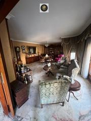 Pis a San Bartolomé - Millán de Priego. Piso en los jardinillos