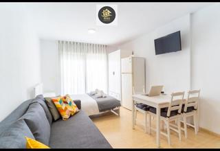 Miete Studiowohnung in Roquetas pueblo. Alquiler en roquetas de mar