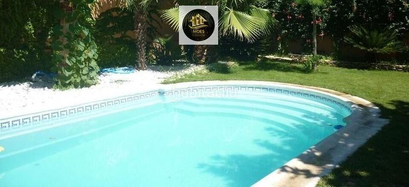 Foto cac29ed9-674f-4584-bd20-165cfd88b290. Chalet  en la yedra en Baeza