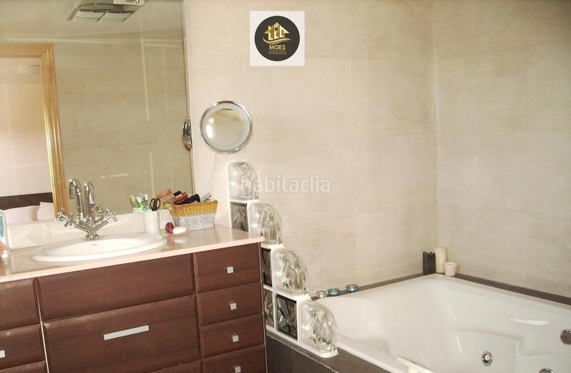 Foto fd7e9672-3937-4b5f-a60a-4e21751aafdf. Chalet with pool in Almerimar Ejido (El)