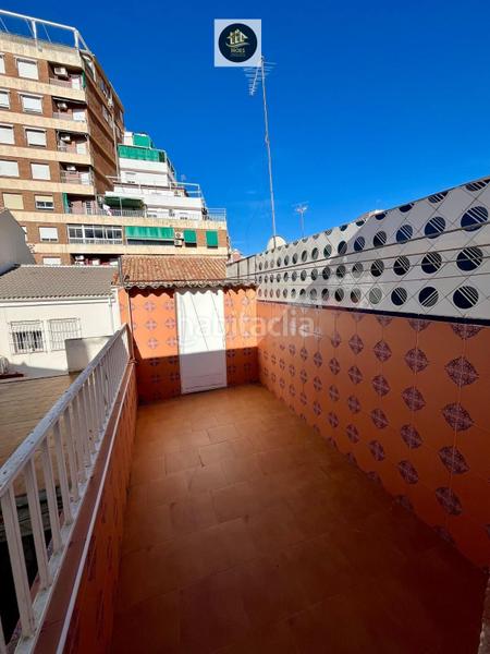 Foto feaadc38-060f-4882-9ab7-acc7e70d8e92. Casa a Santa Isabel Jaén