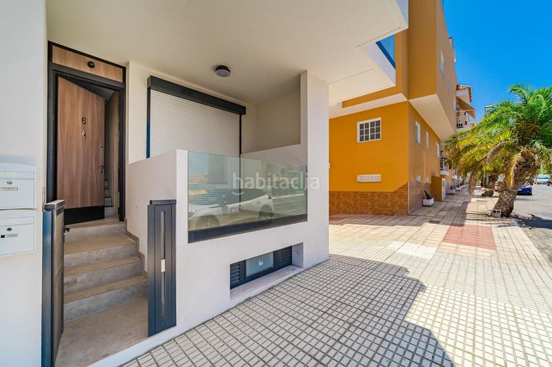 Foto 81597029-c8be-4845-92c8-af469ff647e8. Casa en pleamar 38 chalet adosado en playa san juan en Guía de Isora