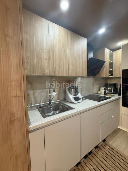 Foto 58d0de21-94c6-4c6d-afb9-4d1f16e7a52a. Apartamento  reformado en venta en el prestigioso residencial torreón, en Adeje