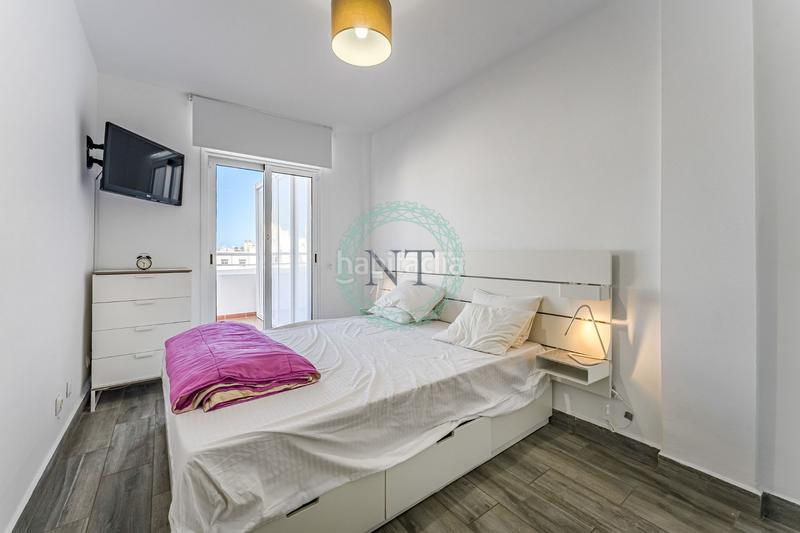 Foto 17020c7d-cdf1-441e-84a5-c1f2066b1e84. Casa adossada a el mojón 19 a Callao Salvaje - Playa Paraíso Adeje