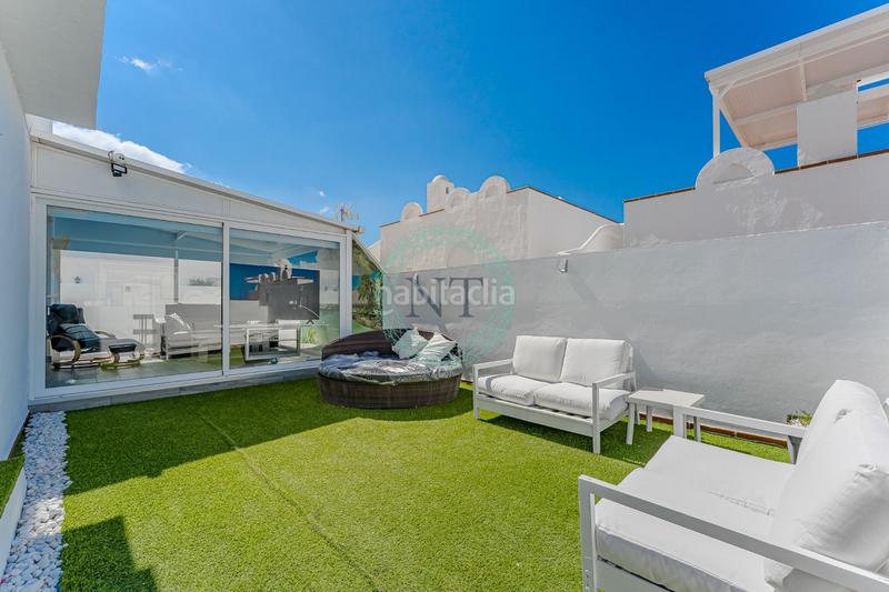 Foto 2062821a-0286-43c1-8a64-043601f8523c. Casa adossada a el mojón 19 a Callao Salvaje - Playa Paraíso Adeje