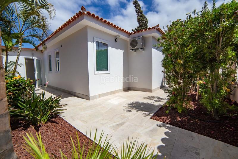 Foto c8054d7e-1dfe-4098-8008-dcd1ef7566ce. Chalet exclusiva villa de una planta con impresionantes vistas al mar y a las montañas en la zona del duque, tenerife south en Adeje