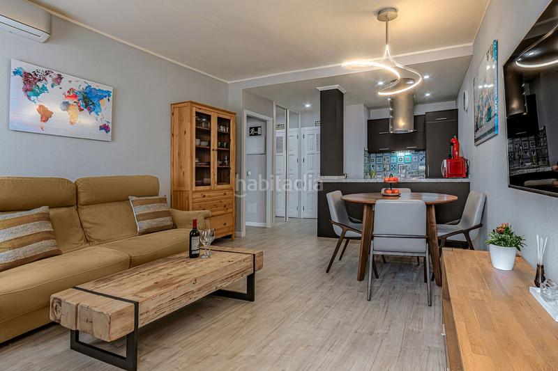 Foto d8b2cc77-3a3e-48e0-93a9-f667b3e0df4a. Appartement dans av. Adeje 300 dans Callao Salvaje - Playa Paraíso Adeje