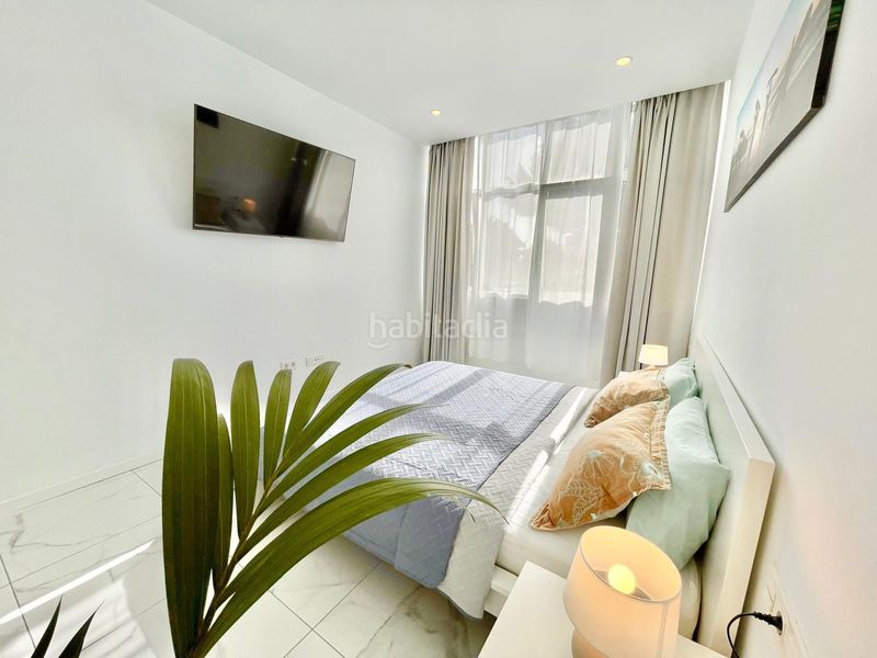 Foto 76a20ec3-68be-4610-9c58-8c339300ed06. Alquiler apartamento moderno apartamento en edificio libra en Adeje