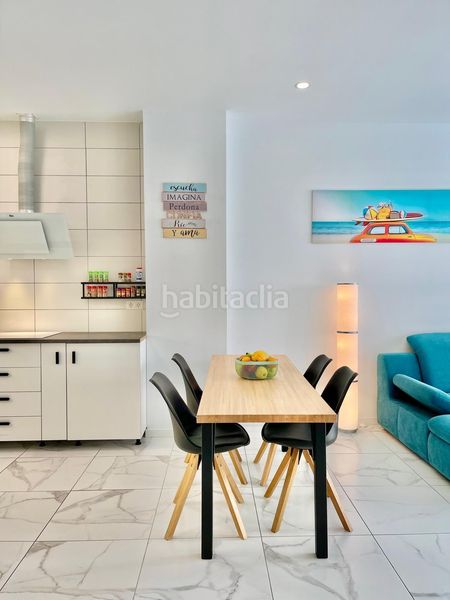 Foto a6cfca10-9aaf-435a-b50b-db67c5666ee7. Alquiler apartamento moderno apartamento en edificio libra en Adeje